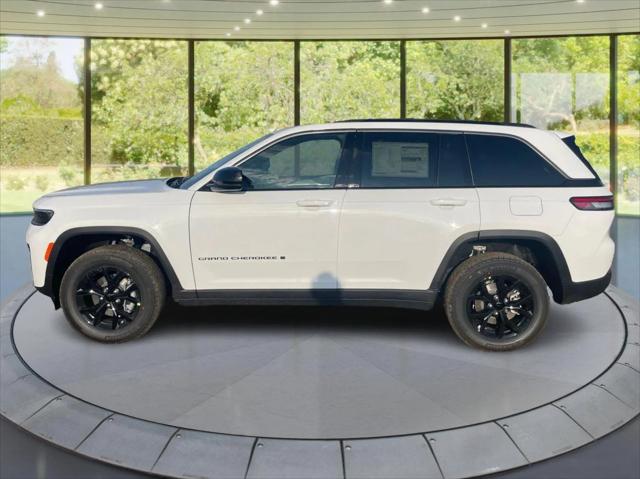 2026 Jeep Grand Cherokee Altitude 4x4