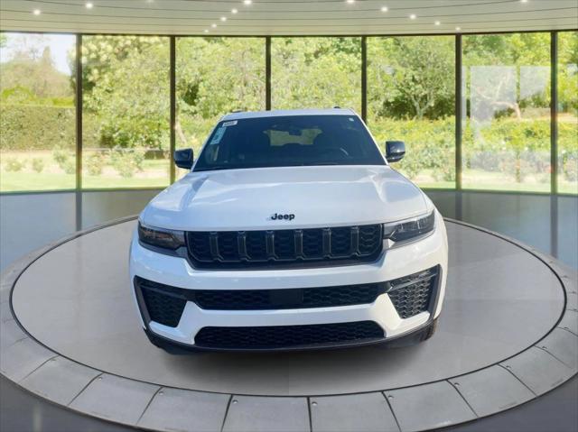 2026 Jeep Grand Cherokee Altitude 4x4