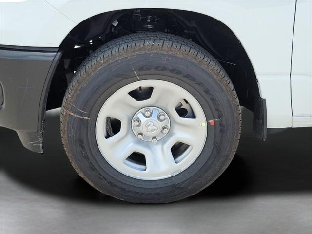 New 2026 Bright White Clear-Coat Exterior Paint RAM TRADESMAN image 26
