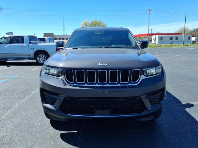 2026 Jeep Grand Cherokee Laredo 4x2