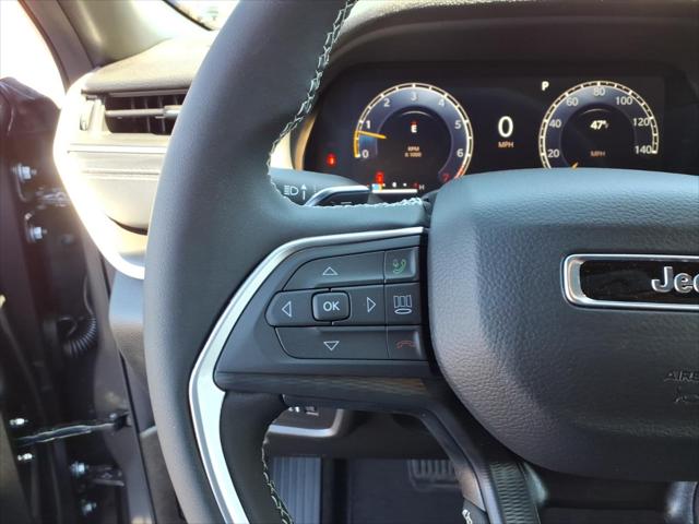 2026 Jeep Grand Cherokee Laredo 4x2
