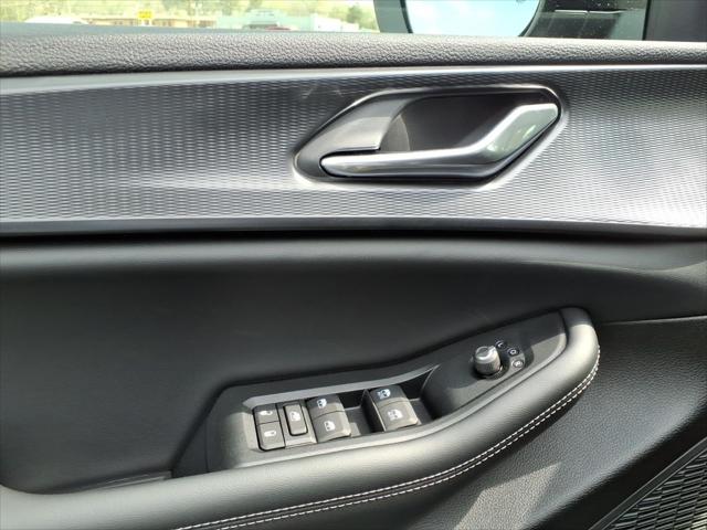 2026 Jeep Grand Cherokee Altitude 4x2