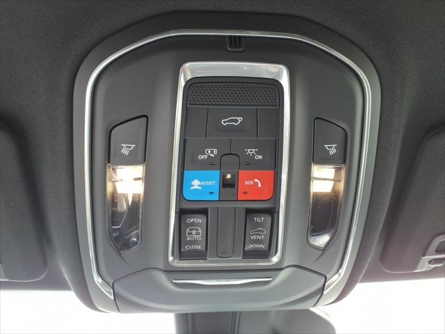 2026 Jeep Grand Cherokee Altitude 4x2