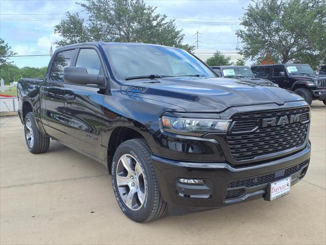 2026 RAM Ram 1500 RAM 1500 EXPRESS CREW CAB 4X2 57 BOX