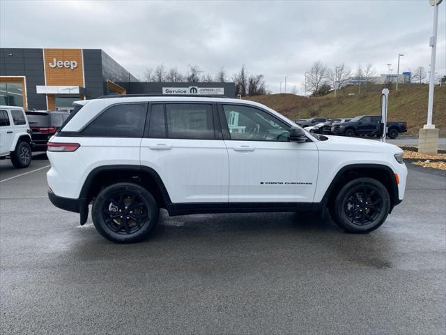 2026 Jeep Grand Cherokee GRAND CHEROKEE LAREDO ALTITUDE 4X4 2026 Jeep Grand Cherokee GRAND CHEROKEE LAREDO ALTITUDE 4X4