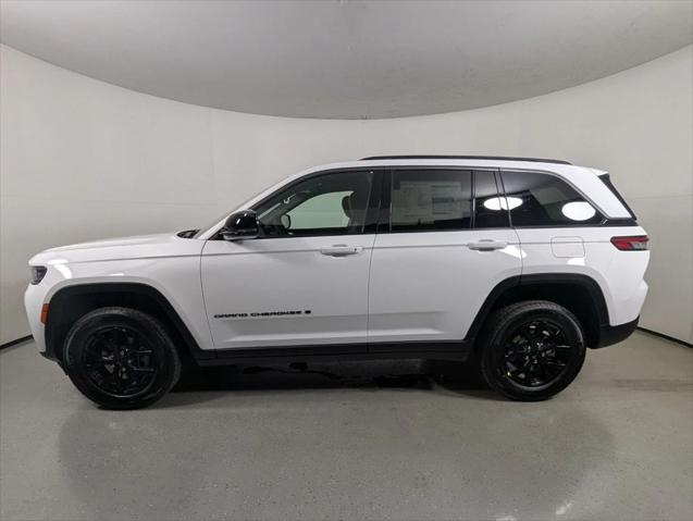 2026 Jeep Grand Cherokee Altitude 4x2