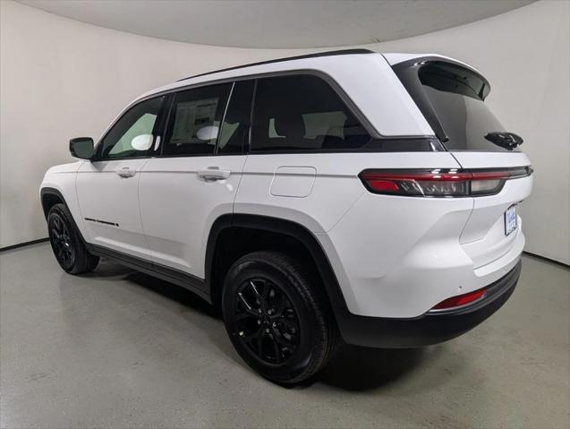 2026 Jeep Grand Cherokee Altitude 4x2