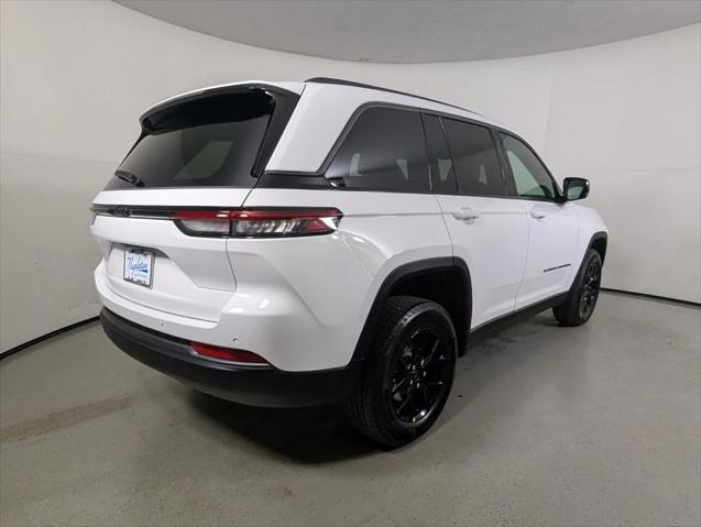 2026 Jeep Grand Cherokee Altitude 4x2