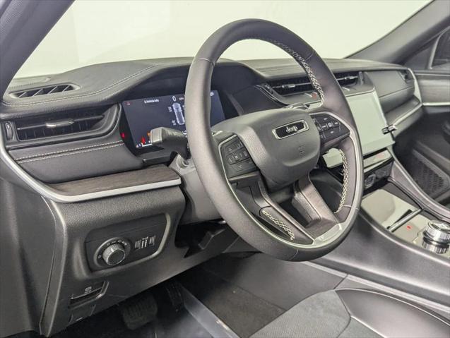 2026 Jeep Grand Cherokee Altitude 4x2