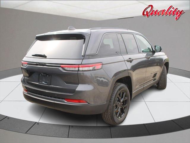 2026 Jeep Grand Cherokee GRAND CHEROKEE LAREDO ALTITUDE 4X4