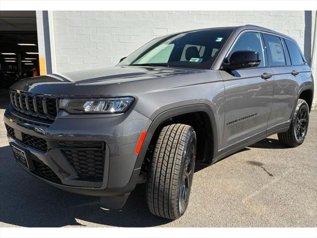 2026 Jeep Grand Cherokee GRAND CHEROKEE LAREDO ALTITUDE 4X4 2026 Jeep Grand Cherokee GRAND CHEROKEE LAREDO ALTITUDE 4X4
