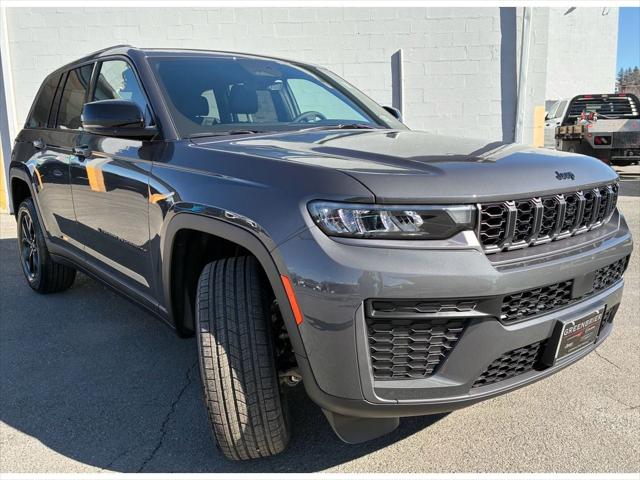 2026 Jeep Grand Cherokee GRAND CHEROKEE LAREDO ALTITUDE 4X4 2026 Jeep Grand Cherokee GRAND CHEROKEE LAREDO ALTITUDE 4X4