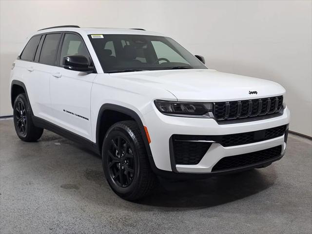 2026 Jeep Grand Cherokee GRAND CHEROKEE LAREDO ALTITUDE 4X4