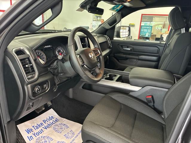 2026 Ram 1500 Express Crew Cab 4x4 5'7" Box