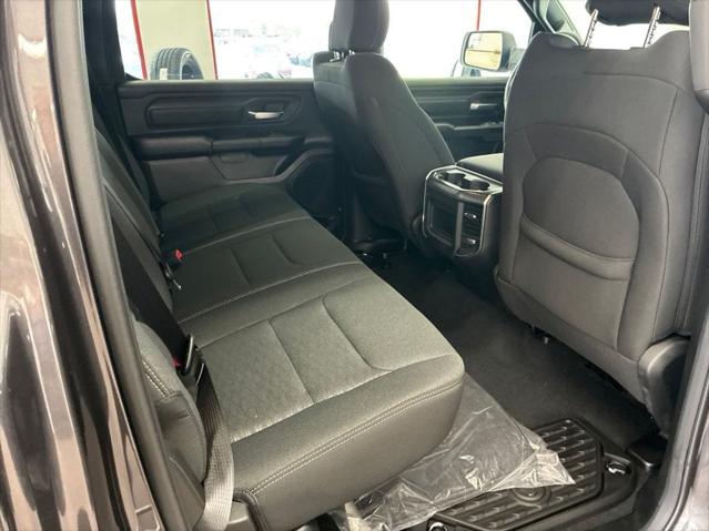 2026 Ram 1500 Express Crew Cab 4x4 5'7" Box