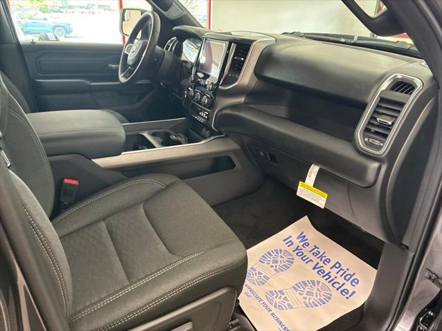 2026 Ram 1500 Express Crew Cab 4x4 5'7" Box