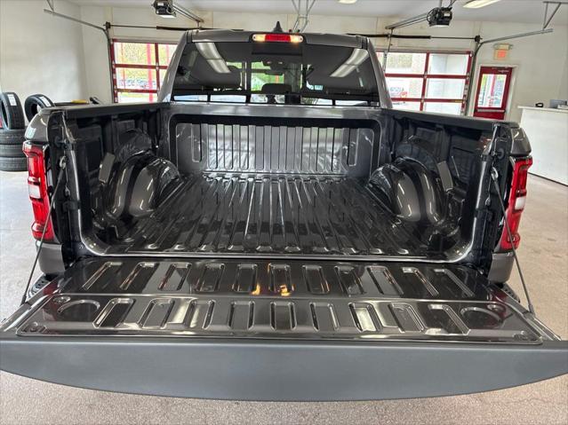 2026 Ram 1500 Express Crew Cab 4x4 5'7" Box
