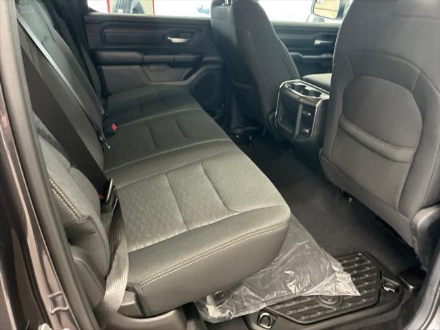 2026 Ram 1500 Express Crew Cab 4x4 5'7" Box