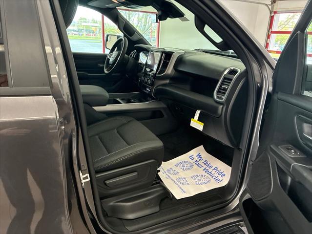 2026 Ram 1500 Express Crew Cab 4x4 5'7" Box
