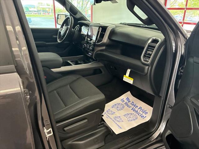2026 Ram 1500 Express Crew Cab 4x4 5'7" Box