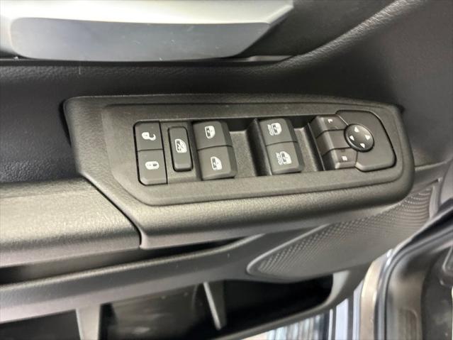 2026 Ram 1500 Express Crew Cab 4x4 5'7" Box