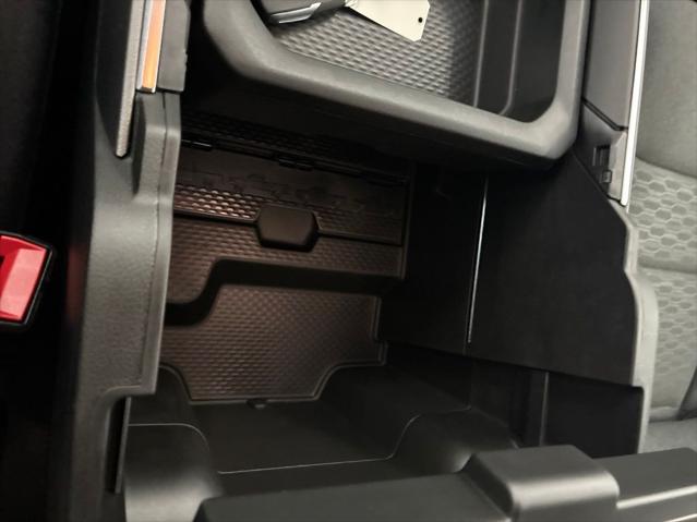 2026 Ram 1500 Express Crew Cab 4x4 5'7" Box