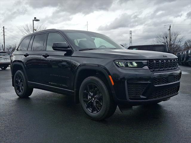 2026 Jeep Grand Cherokee GRAND CHEROKEE LAREDO ALTITUDE 4X4