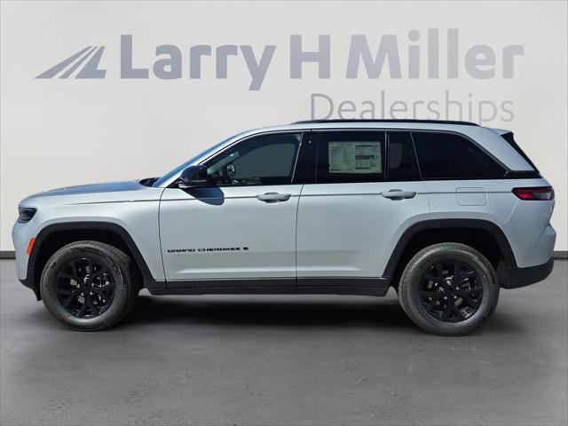 2026 Jeep Grand Cherokee GRAND CHEROKEE LAREDO ALTITUDE 4X4