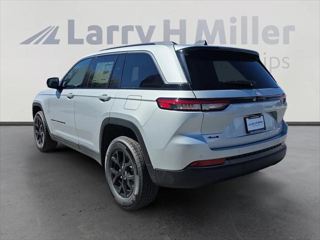2026 Jeep Grand Cherokee GRAND CHEROKEE LAREDO ALTITUDE 4X4