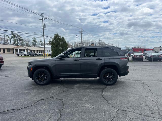 2026 Jeep Grand Cherokee GRAND CHEROKEE LAREDO ALTITUDE 4X4