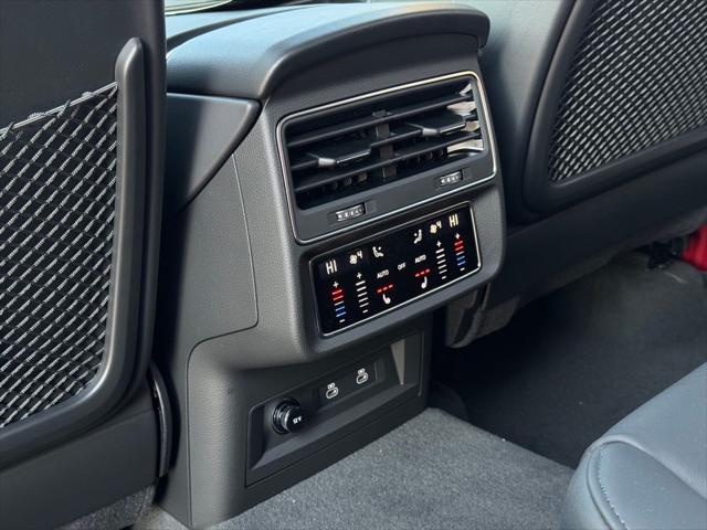 2026 Audi Q7 Prestige 55 TFSI quattro tiptronic