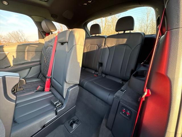 2026 Audi Q7 Prestige 55 TFSI quattro tiptronic
