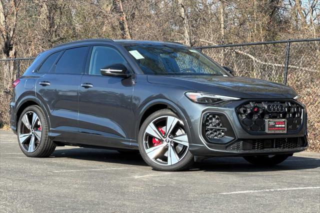 2025 Audi SQ5 Premium Plus TFSI quattro S tronic