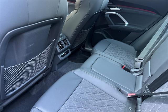 2025 Audi SQ5 Premium Plus TFSI quattro S tronic