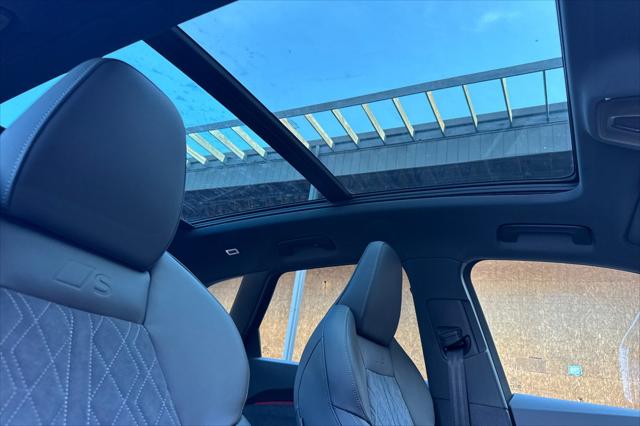 2025 Audi SQ5 Premium Plus TFSI quattro S tronic