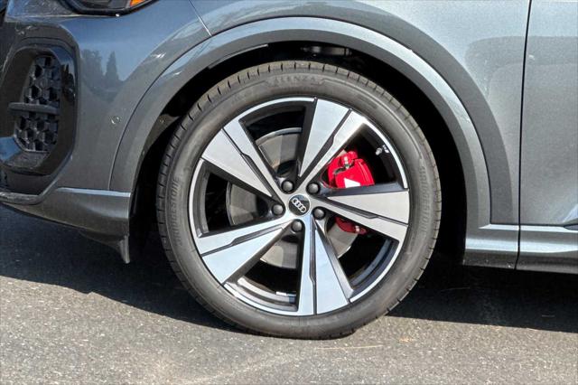 2025 Audi SQ5 Premium Plus TFSI quattro S tronic