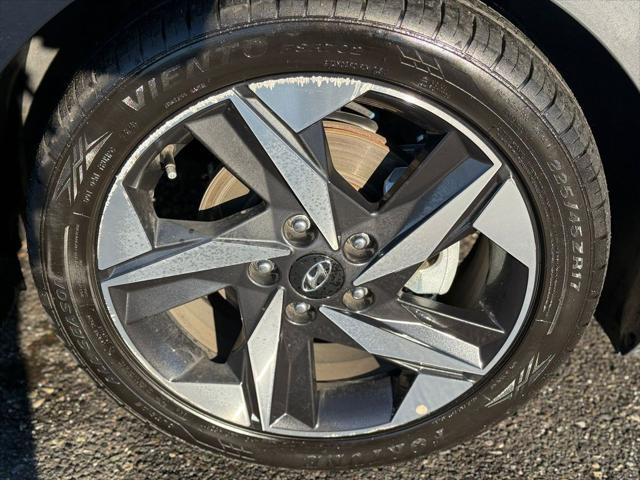 Used 2023 Hyundai Elantra For Sale in Bellingham, WA