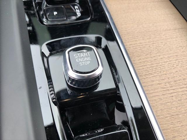 2026 Volvo XC60 B5 Core