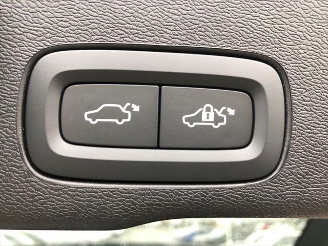 2026 Volvo XC60 B5 Core