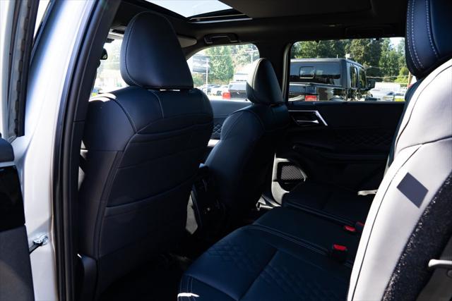 2025 Mitsubishi Outlander PHEV SEL BLACK EDITION S-AWC