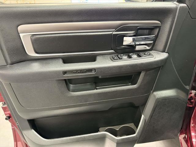 2024 Ram 1500 Classic Warlock Crew Cab 4x4 5'7" Box