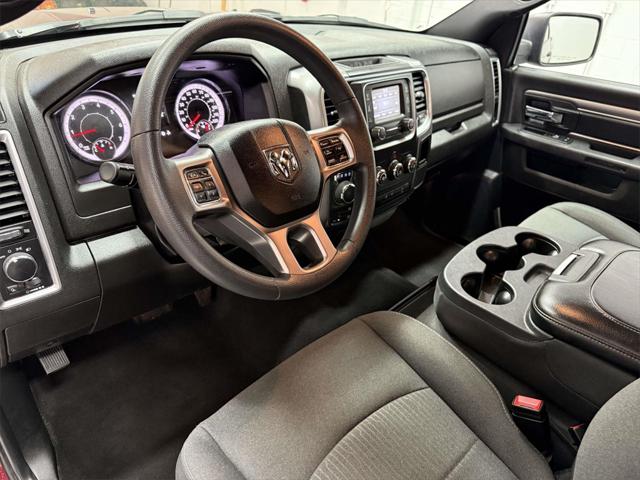 2024 Ram 1500 Classic Warlock Crew Cab 4x4 5'7" Box