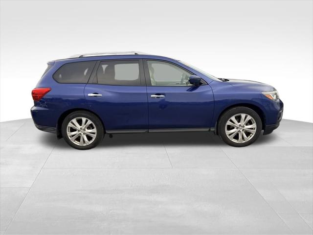 2018 Nissan Pathfinder SL