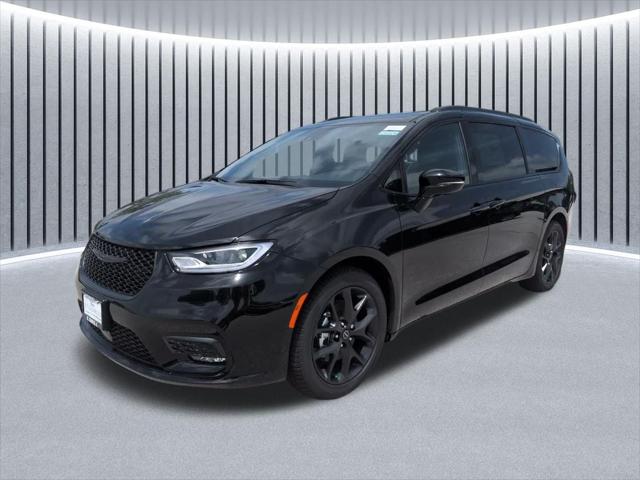 2026 Chrysler Pacifica Limited for sale in St Charles, IL