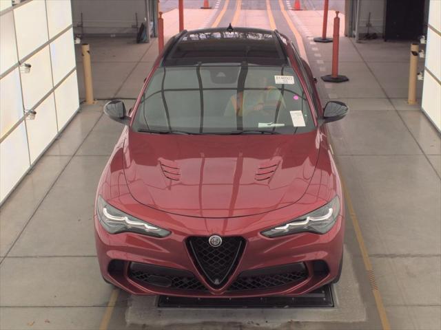 2024 Alfa Romeo Stelvio Quadrifoglio Carbon AWD