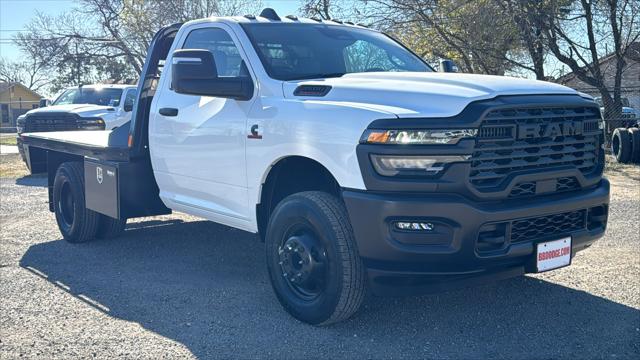 2026 RAM Ram 3500 Chassis Cab RAM 3500 TRADESMAN CHASSIS REGULAR CAB 4X4 60 CA 2026 RAM Ram 3500 Chassis Cab RAM 3500 TRADESMAN CHASSIS REGULAR CAB 4X4 60 CA