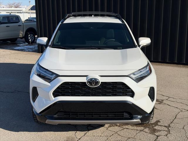 2025 Toyota RAV4 Hybrid SE