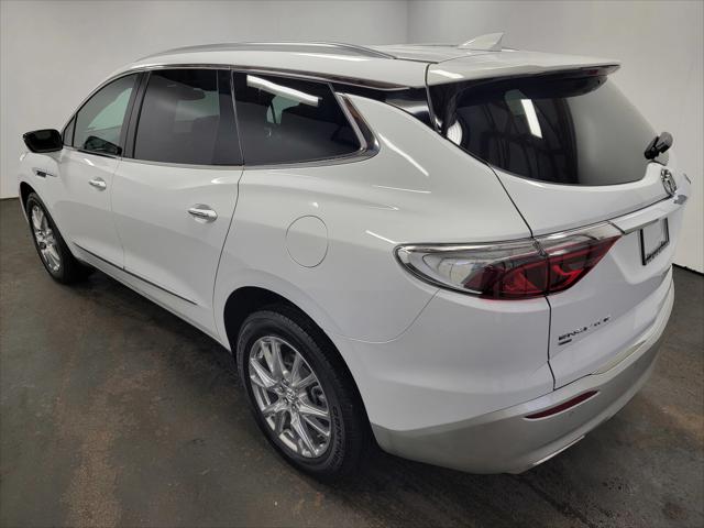 2024 Buick Enclave Essence AWD