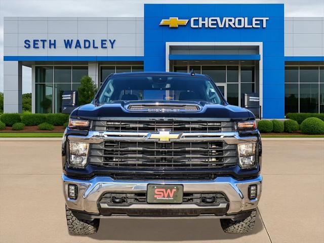 2025 Chevrolet Silverado 2500HD 4WD Crew Cab Standard Bed LT