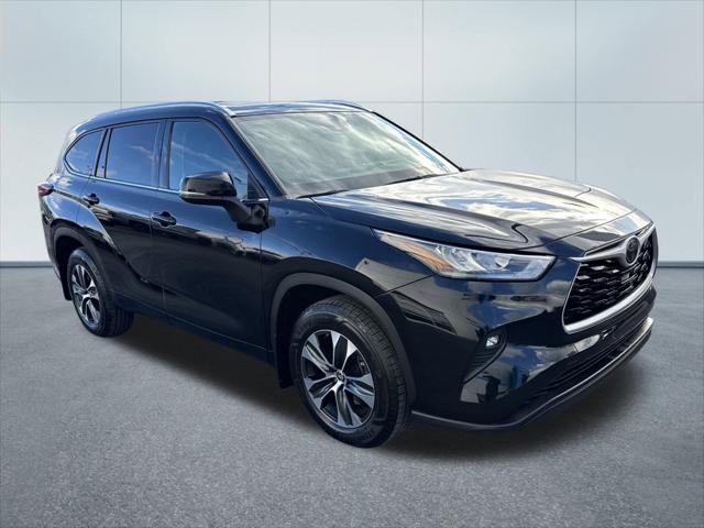 2020 Toyota Highlander XLE 2020 Toyota Highlander XLE